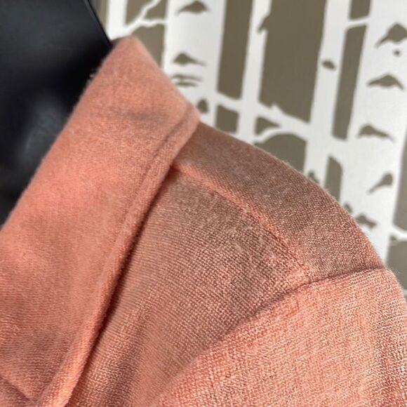 Almost Famous Peach Terrycloth Cropped Collared Shirt M NEW - Picture 6 of 9